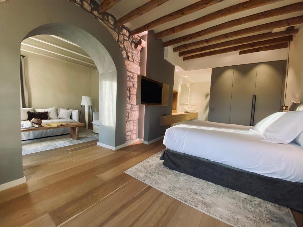Casa Llobera 1792 Hotel La Pobla de Cervoles ภายนอก รูปภาพ