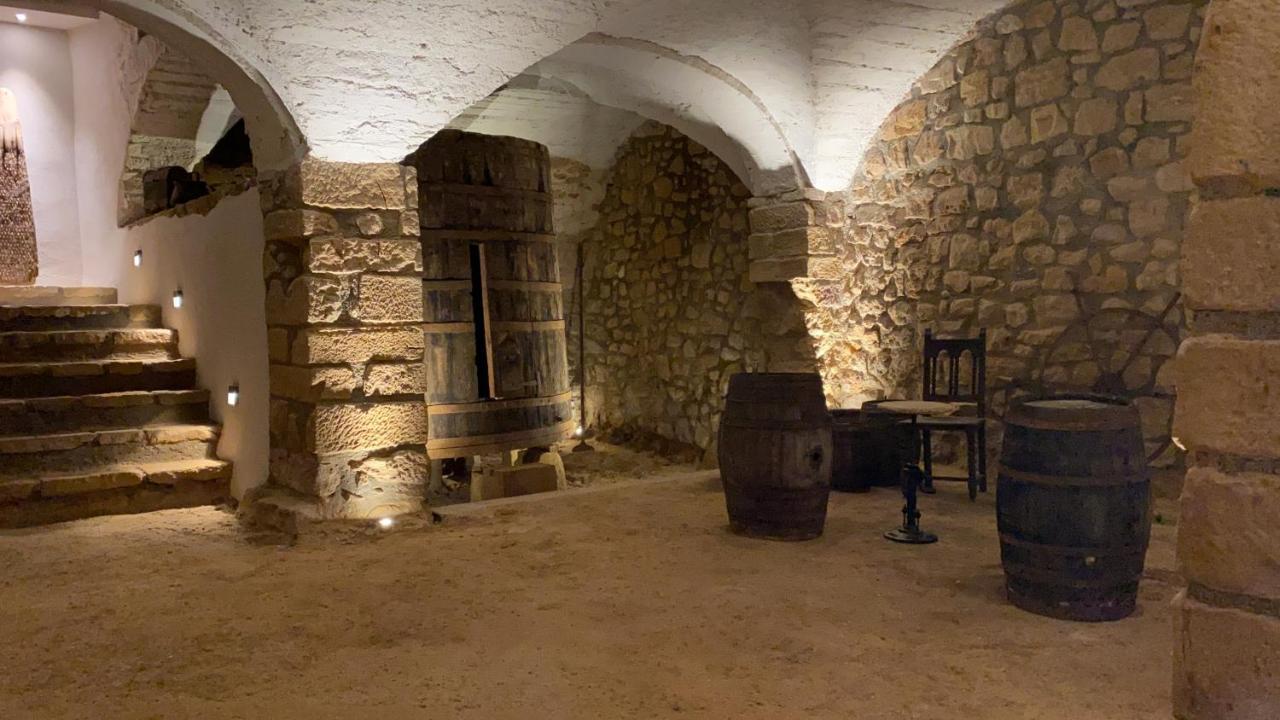 Casa Llobera 1792 Hotel La Pobla de Cervoles ภายนอก รูปภาพ